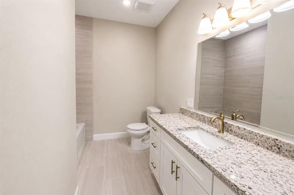 For Rent: $2,295 (3 beds, 2 baths, 1300 Square Feet)