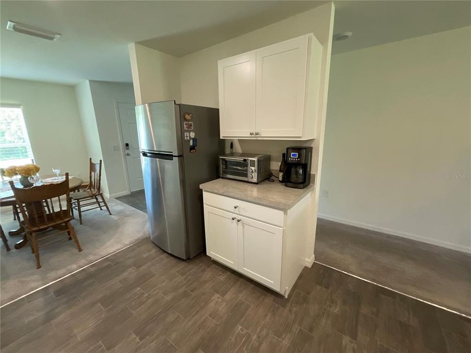 For Sale: $324,900 (3 beds, 2 baths, 1552 Square Feet)