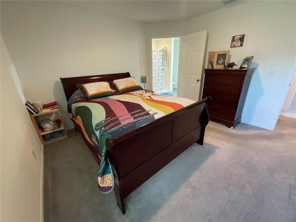 For Sale: $324,900 (3 beds, 2 baths, 1552 Square Feet)