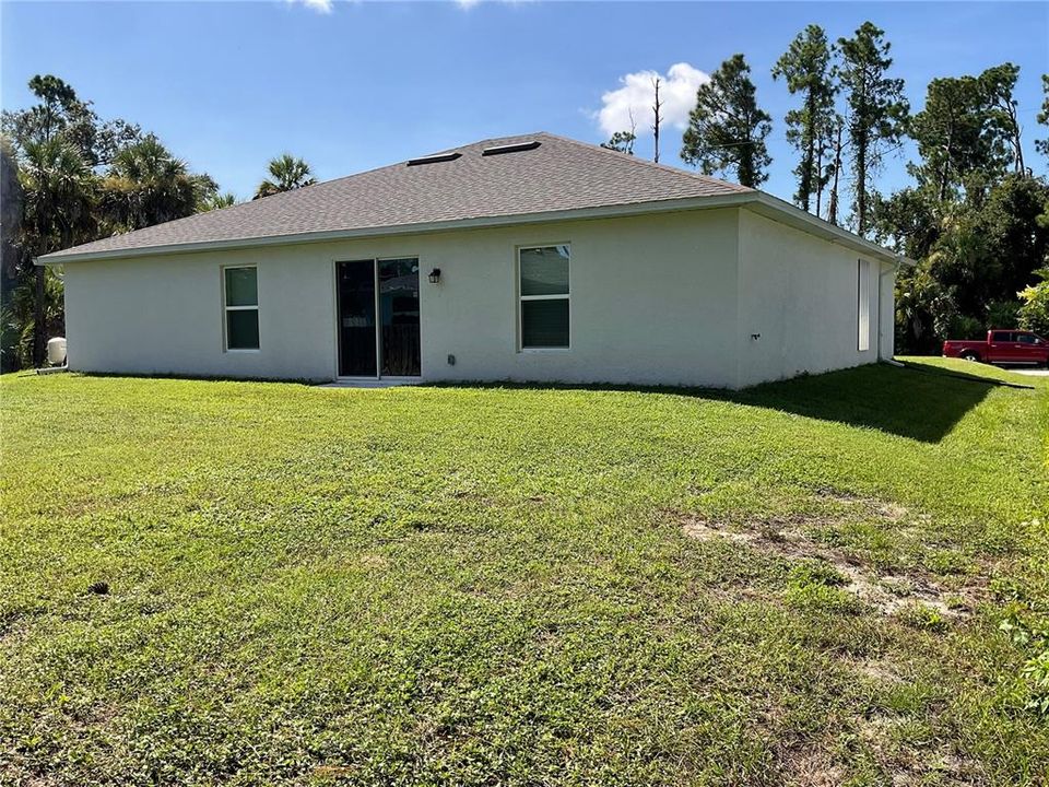 For Sale: $324,900 (3 beds, 2 baths, 1552 Square Feet)