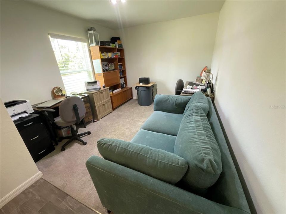 For Sale: $324,900 (3 beds, 2 baths, 1552 Square Feet)