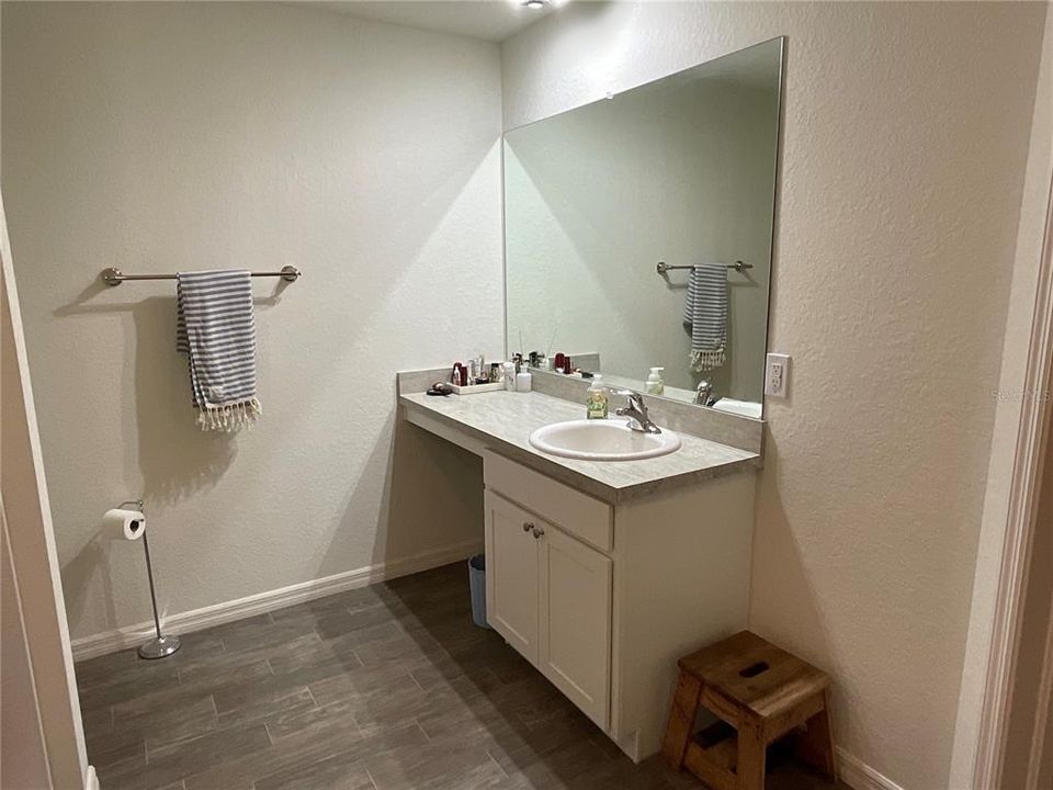 For Sale: $324,900 (3 beds, 2 baths, 1552 Square Feet)