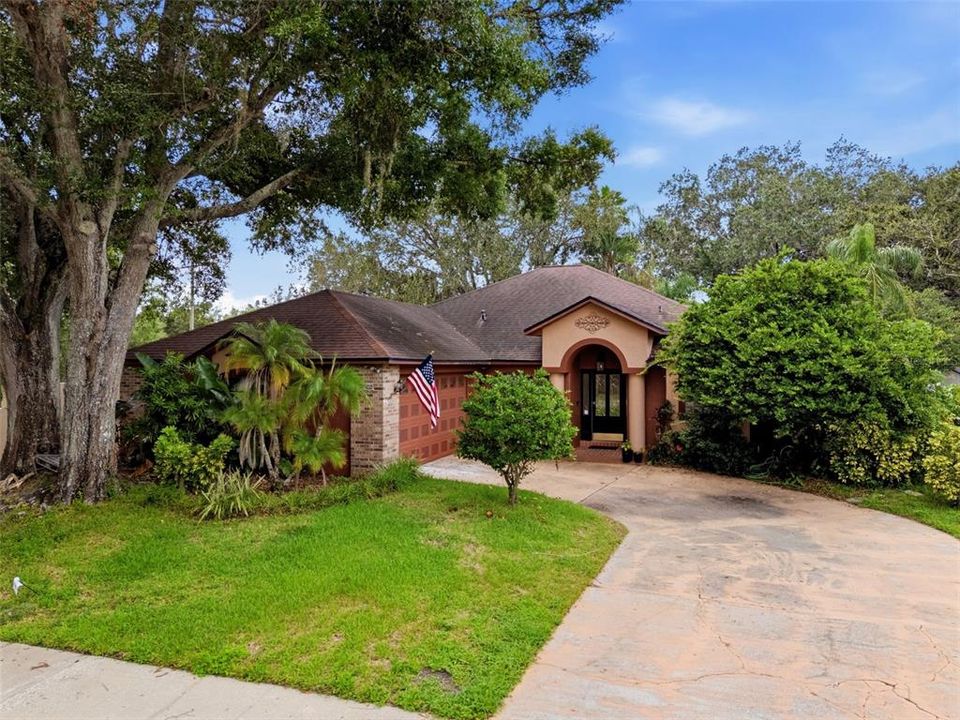 En Venta: $592,900 (4 camas, 2 baños, 2421 Pies cuadrados)