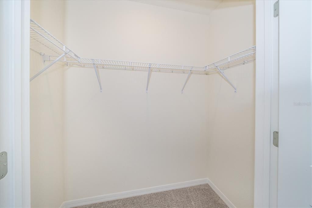 En Renta: $2,299 (3 camas, 2 baños, 1673 Pies cuadrados)