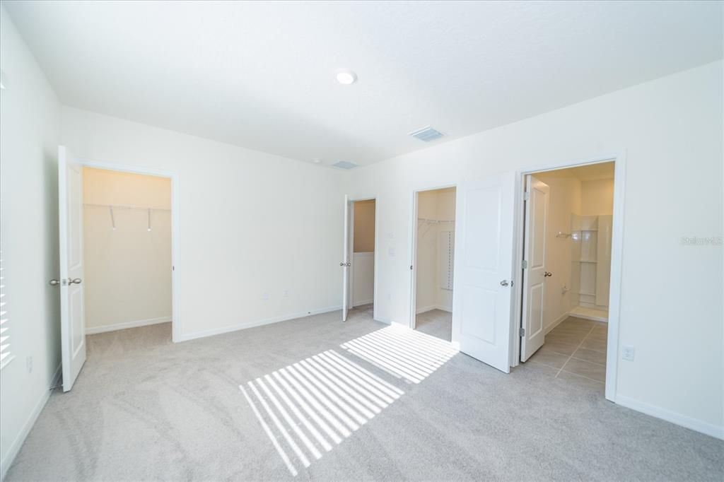 En Renta: $2,299 (3 camas, 2 baños, 1673 Pies cuadrados)