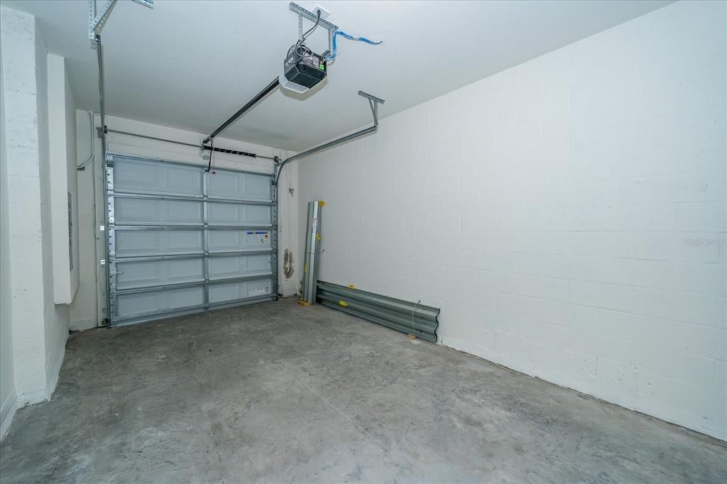 En Renta: $2,299 (3 camas, 2 baños, 1673 Pies cuadrados)
