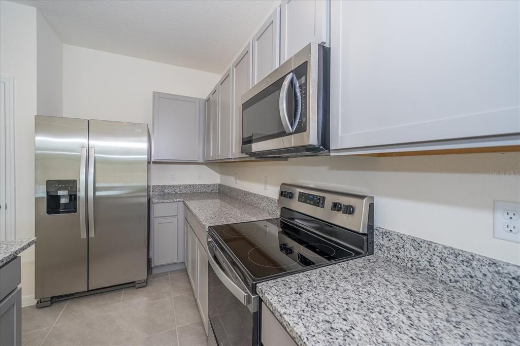 En Renta: $2,299 (3 camas, 2 baños, 1673 Pies cuadrados)