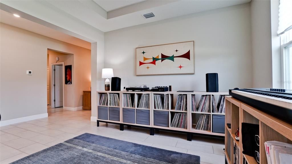 For Sale: $659,000 (4 beds, 3 baths, 2787 Square Feet)