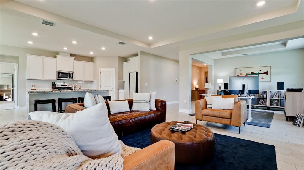 For Sale: $659,000 (4 beds, 3 baths, 2787 Square Feet)