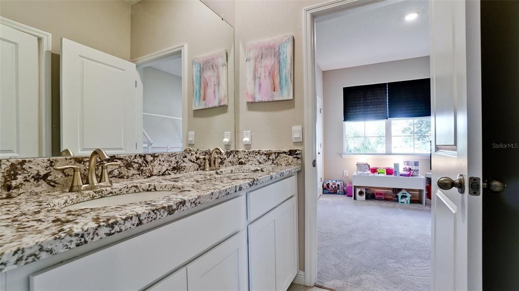 For Sale: $659,000 (4 beds, 3 baths, 2787 Square Feet)