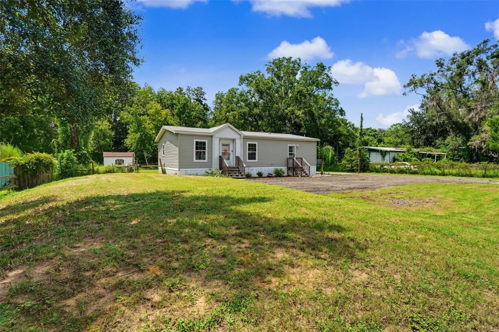For Sale: $288,000 (3 beds, 2 baths, 1483 Square Feet)