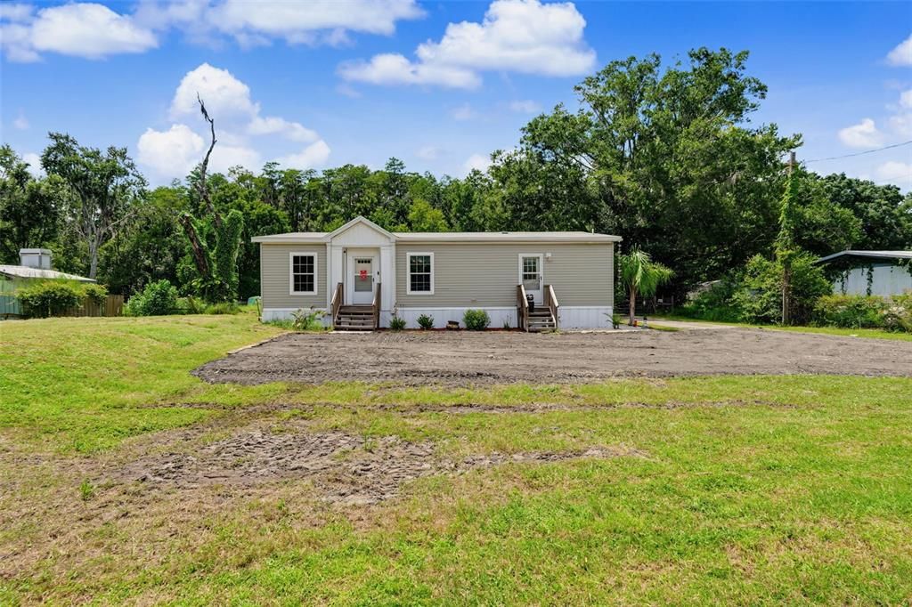 For Sale: $288,000 (3 beds, 2 baths, 1483 Square Feet)