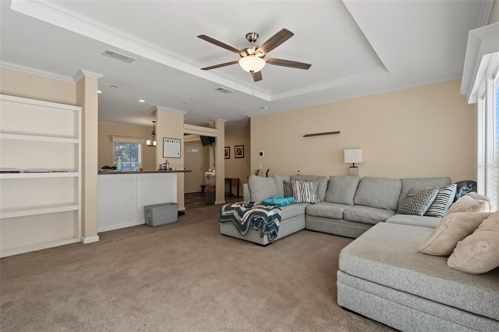 For Sale: $288,000 (3 beds, 2 baths, 1483 Square Feet)