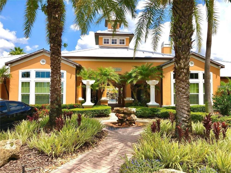 For Rent: $1,750 (2 beds, 2 baths, 1043 Square Feet)