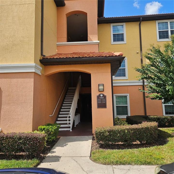 For Rent: $1,750 (2 beds, 2 baths, 1043 Square Feet)