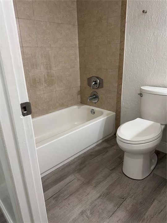 For Sale: $180,000 (2 beds, 2 baths, 1020 Square Feet)