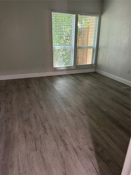 For Sale: $180,000 (2 beds, 2 baths, 1020 Square Feet)