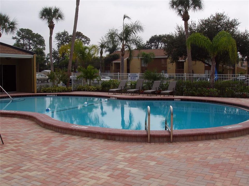 For Sale: $180,000 (2 beds, 2 baths, 1020 Square Feet)