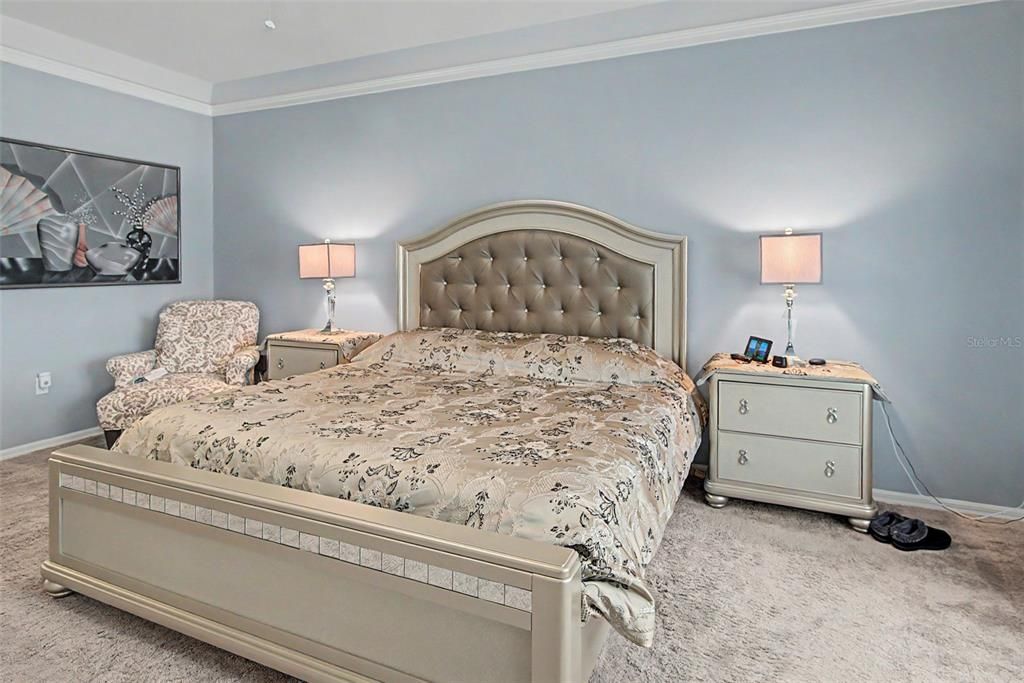 На продажу: $399,000 (2 спален, 2 ванн, 2066 Квадратных фут)