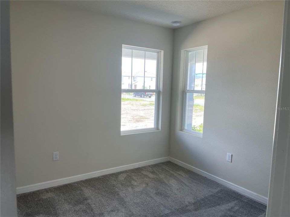 For Rent: $2,650 (4 beds, 2 baths, 1580 Square Feet)
