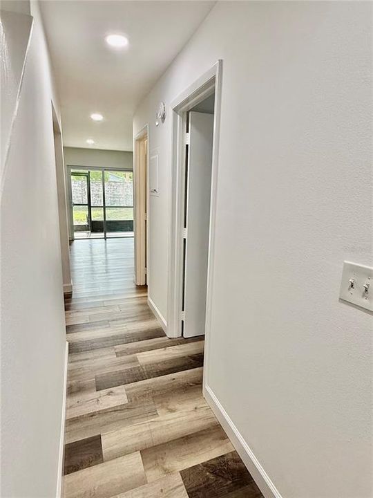 For Sale: $250,000 (3 beds, 2 baths, 1218 Square Feet)