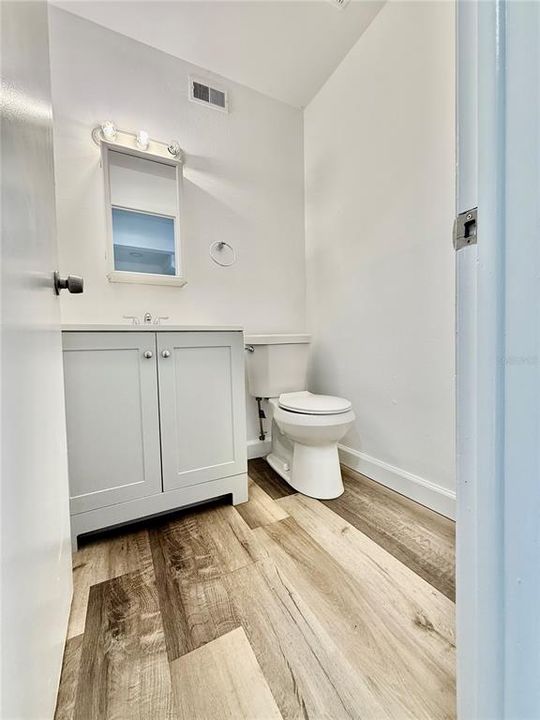 For Sale: $250,000 (3 beds, 2 baths, 1218 Square Feet)