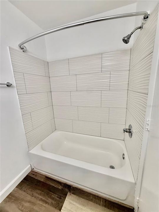 For Sale: $250,000 (3 beds, 2 baths, 1218 Square Feet)