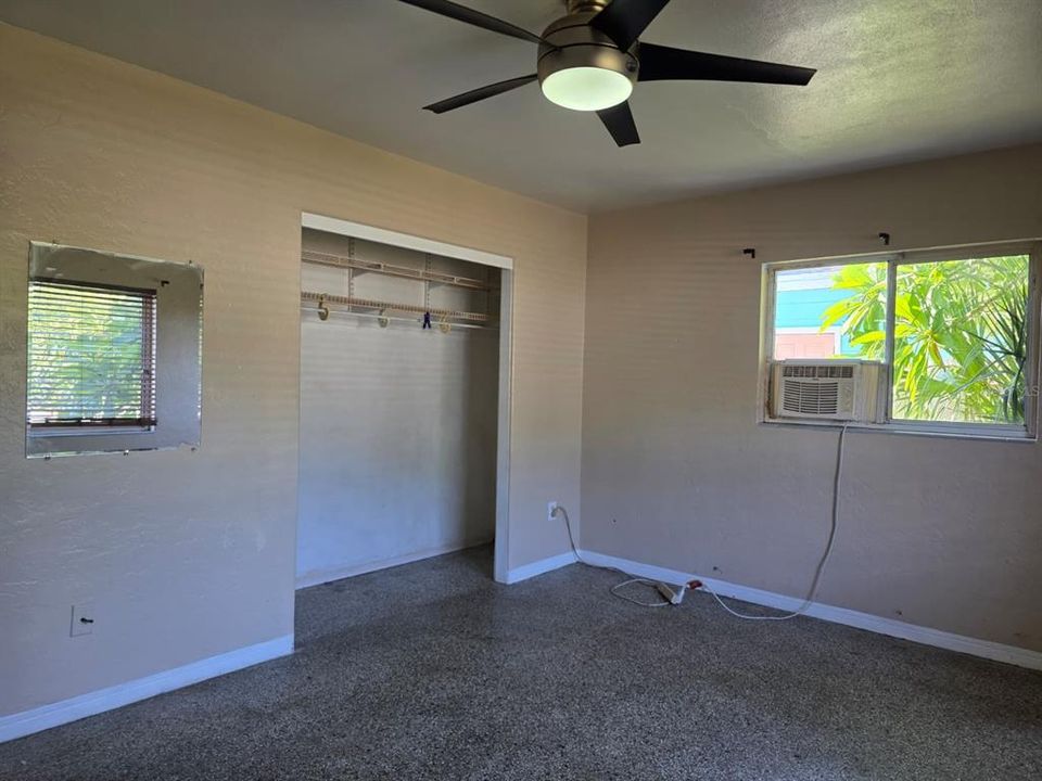 En Venta: $299,900 (2 camas, 1 baños, 1114 Pies cuadrados)