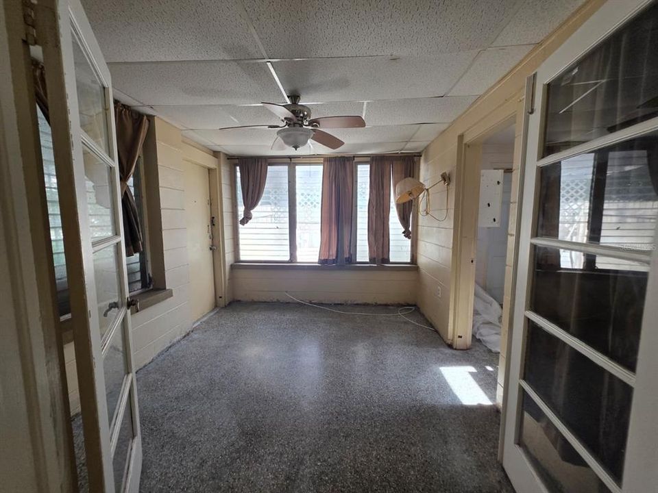 En Venta: $299,900 (2 camas, 1 baños, 1114 Pies cuadrados)