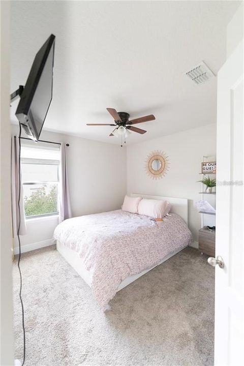 For Rent: $2,250 (3 beds, 2 baths, 1747 Square Feet)