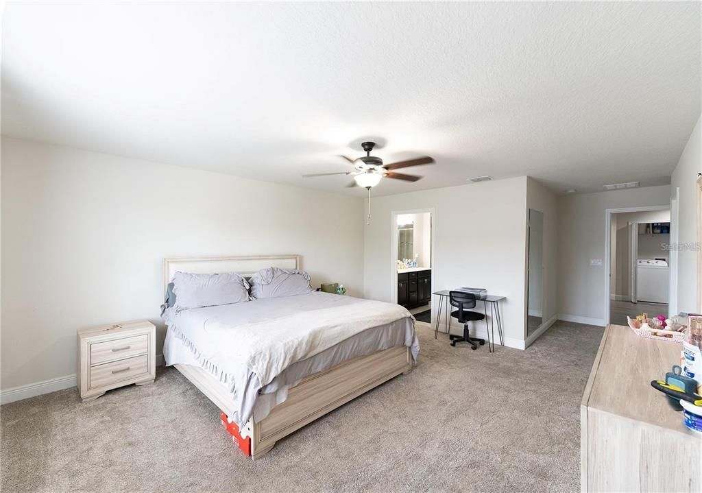 For Rent: $2,250 (3 beds, 2 baths, 1747 Square Feet)