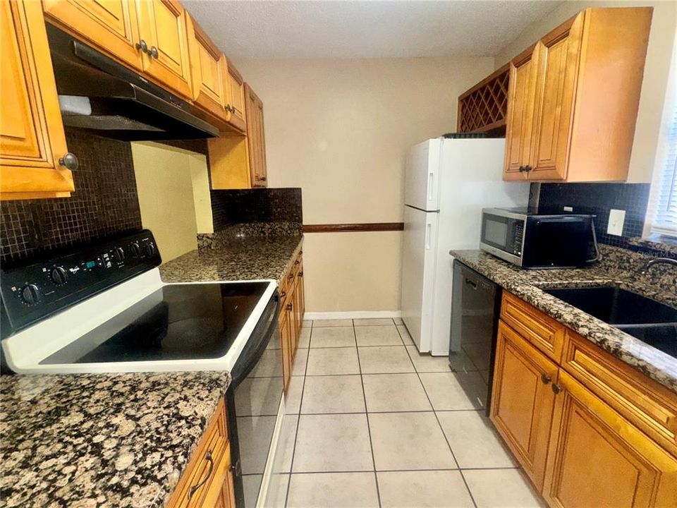 For Rent: $1,695 (2 beds, 2 baths, 1104 Square Feet)