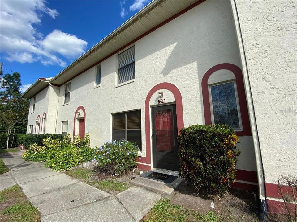 For Rent: $1,695 (2 beds, 2 baths, 1104 Square Feet)