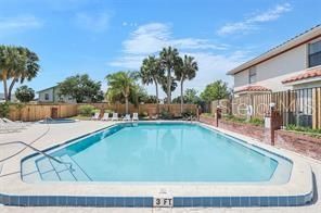 For Rent: $1,695 (2 beds, 2 baths, 1104 Square Feet)