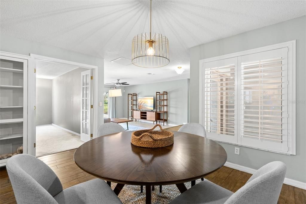 Active With Contract: $675,000 (3 beds, 3 baths, 2042 Square Feet)