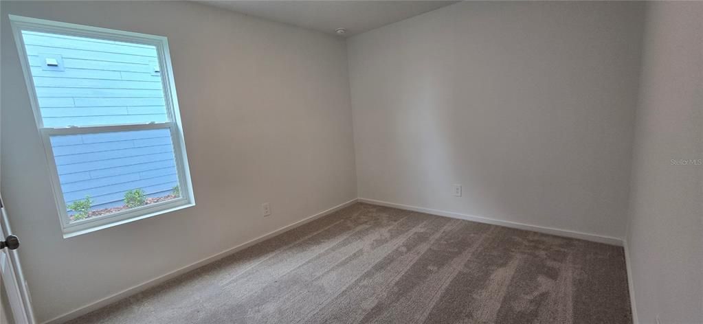В аренду: $2,300 (3 спален, 2 ванн, 1424 Квадратных фут)