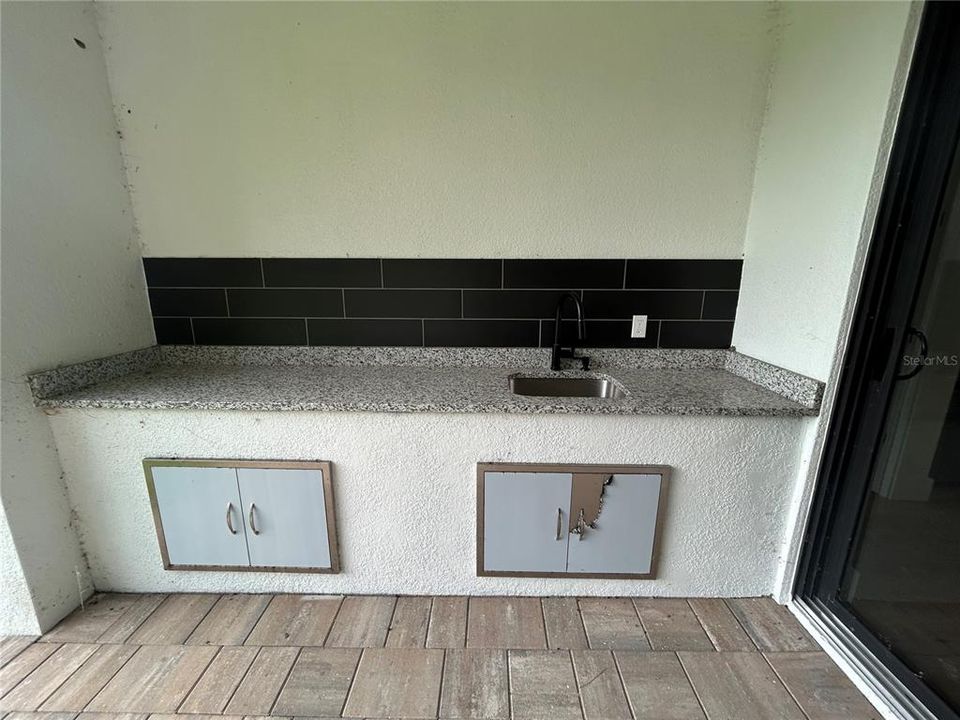 En Renta: $1,995 (4 camas, 3 baños, 1648 Pies cuadrados)