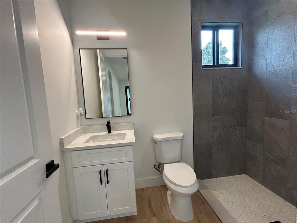 En Renta: $1,995 (4 camas, 3 baños, 1648 Pies cuadrados)