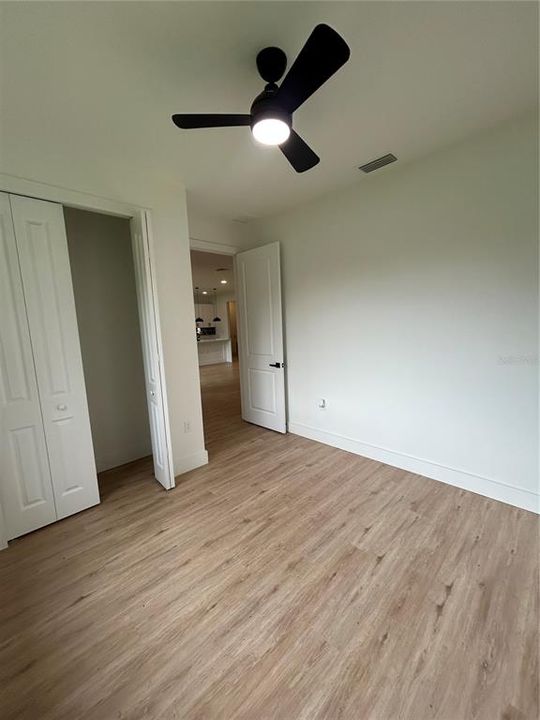 En Renta: $1,995 (4 camas, 3 baños, 1648 Pies cuadrados)
