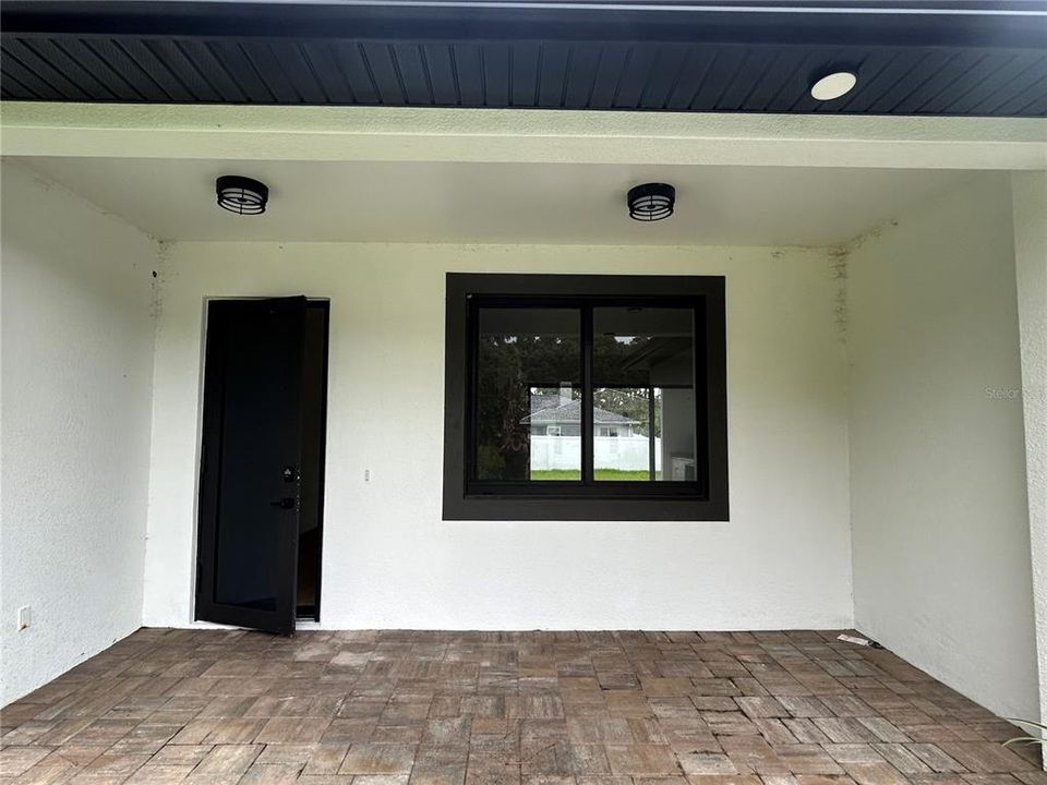 En Renta: $1,995 (4 camas, 3 baños, 1648 Pies cuadrados)
