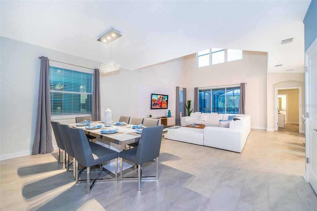 En Venta: $588,900 (5 camas, 5 baños, 2996 Pies cuadrados)