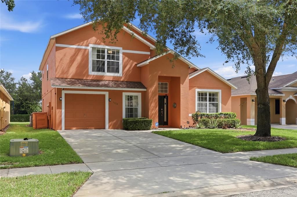 For Sale: $400,000 (5 beds, 4 baths, 2314 Square Feet)