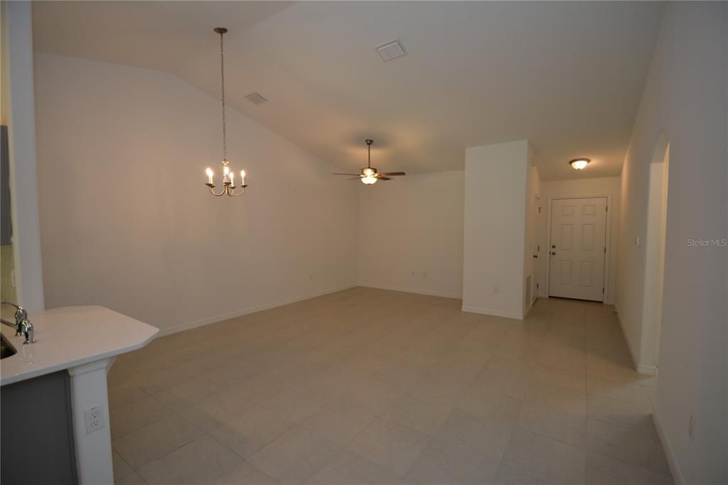 For Sale: $485,000 (6 beds, 0 baths, 2422 Square Feet)