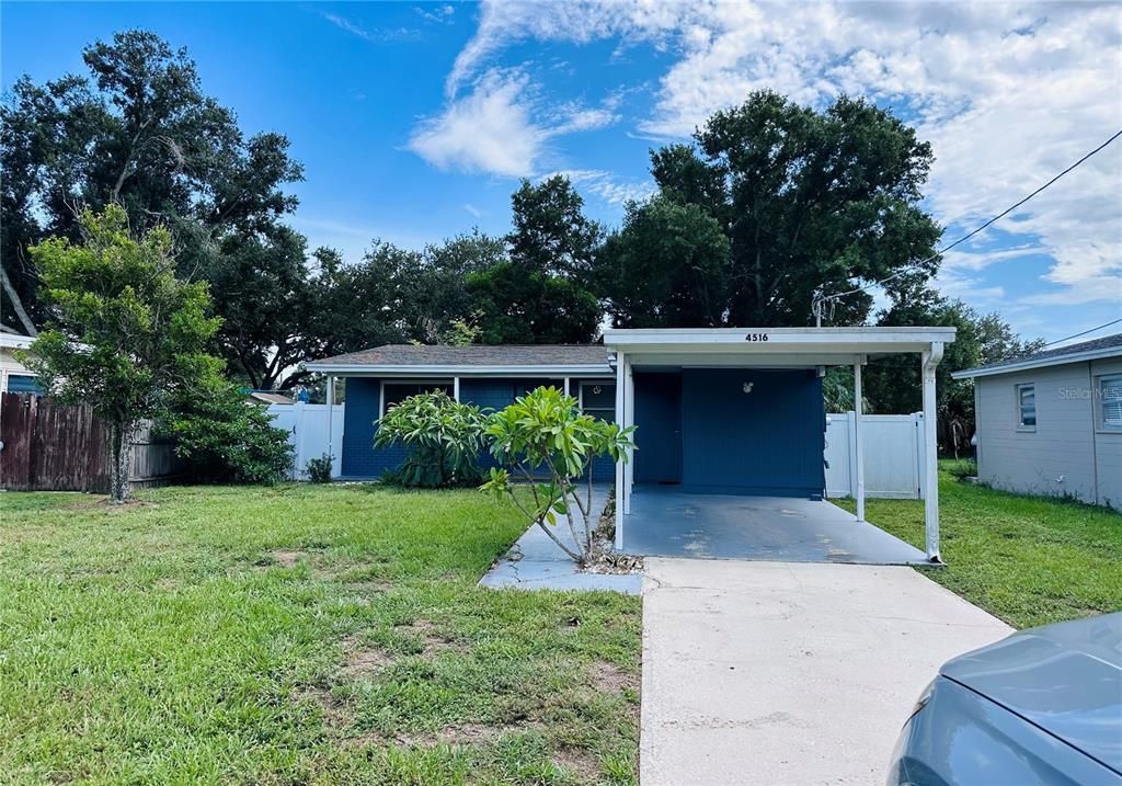 For Sale: $354,900 (3 beds, 1 baths, 901 Square Feet)