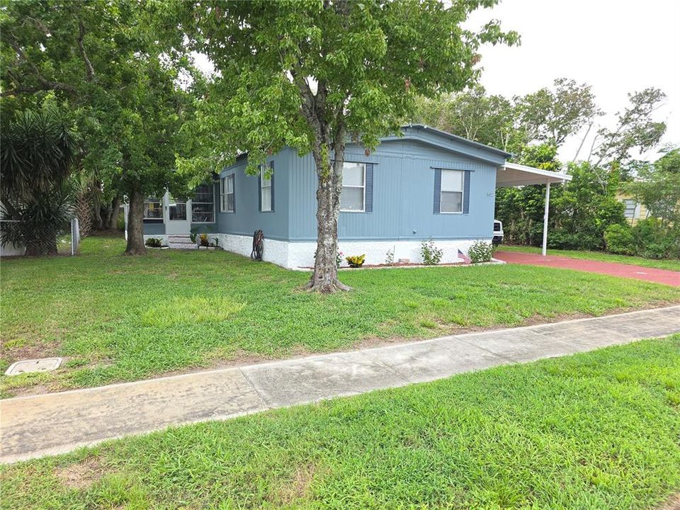 For Sale: $215,000 (3 beds, 2 baths, 1440 Square Feet)