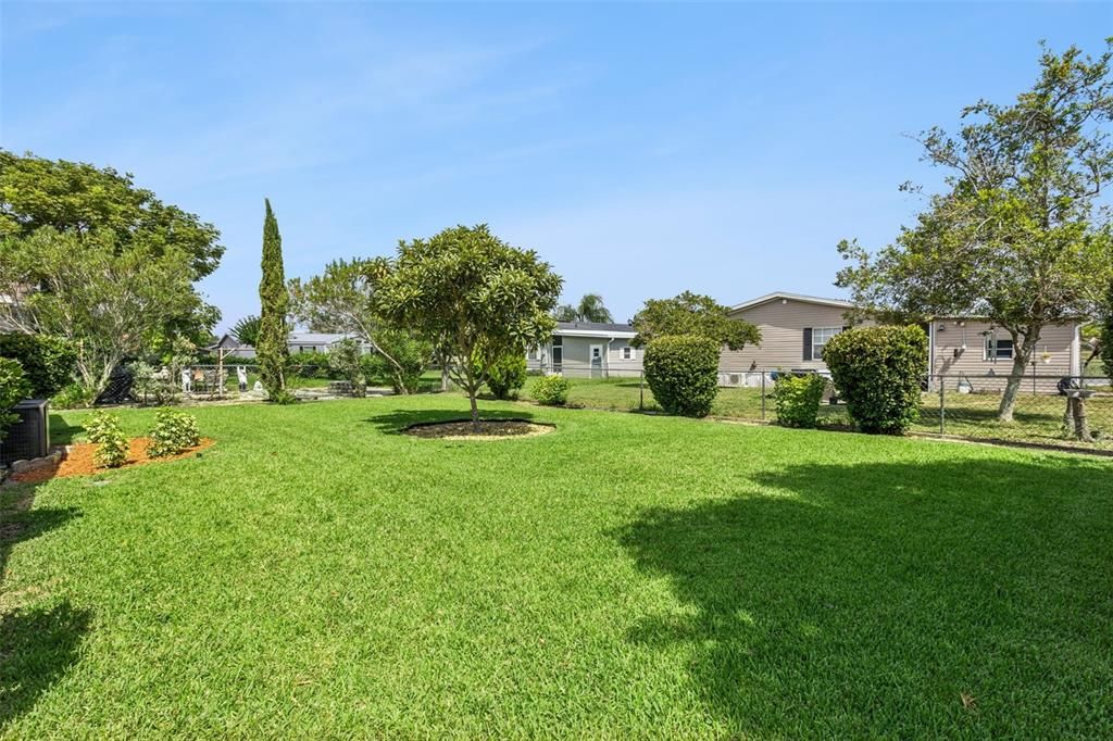 For Sale: $230,000 (3 beds, 2 baths, 1512 Square Feet)