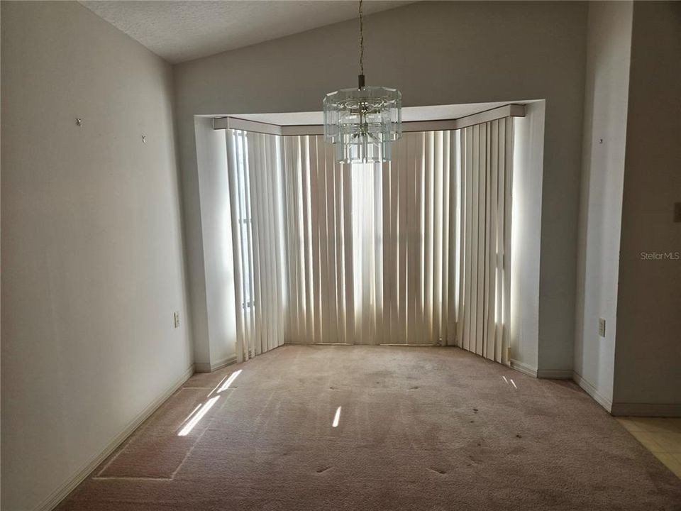 For Sale: $190,000 (2 beds, 2 baths, 1203 Square Feet)