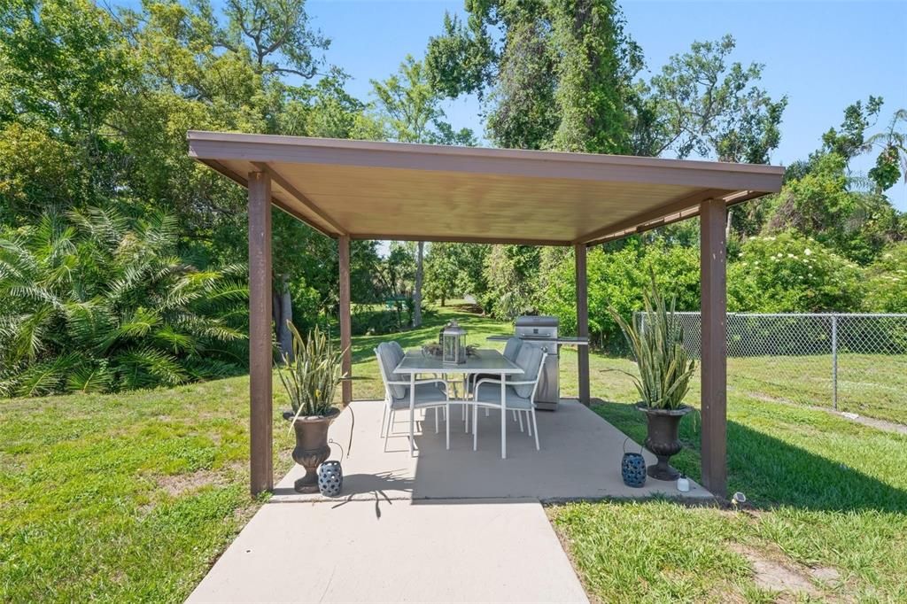For Rent: $1,895 (1 beds, 1 baths, 576 Square Feet)