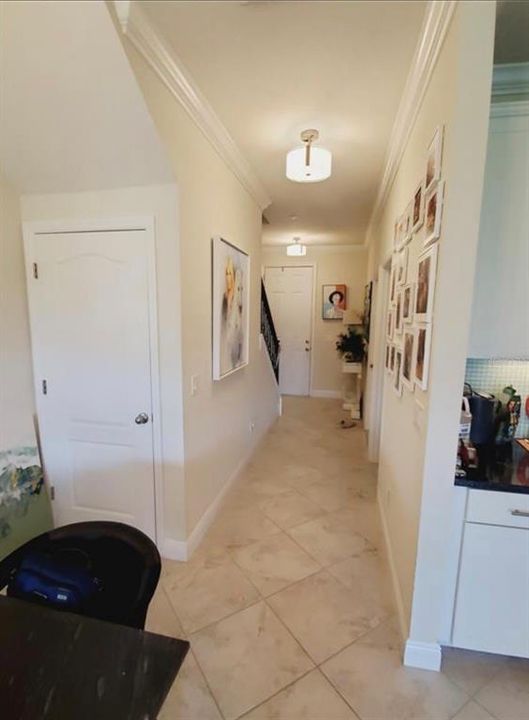 For Rent: $2,495 (3 beds, 2 baths, 1872 Square Feet)