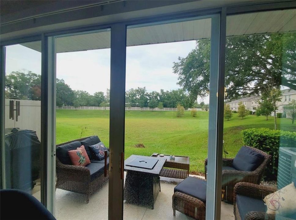 For Rent: $2,495 (3 beds, 2 baths, 1872 Square Feet)